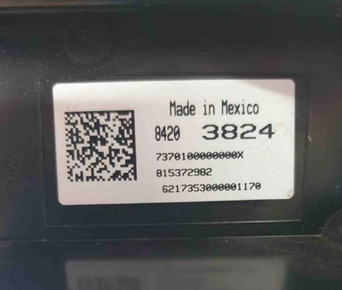 2017-2019 Chevrolet Silverado 1500 Radio Control Panel Display Screen 84203824 - Image 3 of 3