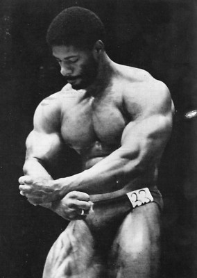 Competition Muscle Man Posing Physique Postcard  1980 Photo by Mark Irvins