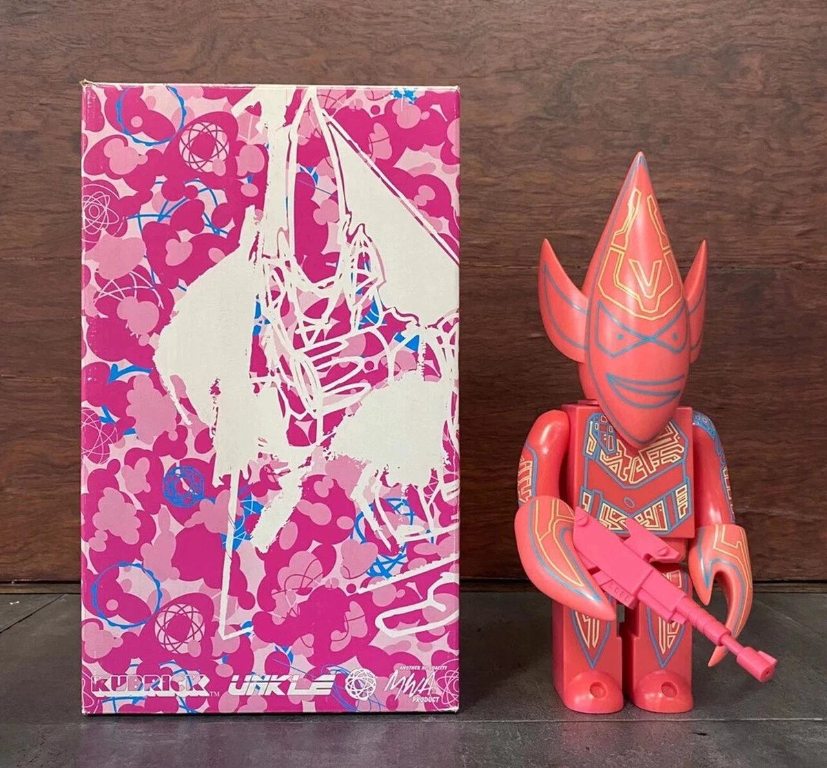 Futura Unkle Kubrick 400% Collection Limited Edition Figures