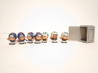  Lil  Teammates Collectible Figures Lot Of 7 NFL with locker Panthers Giants