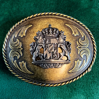 Herren Gürtelschnalle Wechselschließe oval Wappen-Relief goldfarben/bronzefarben