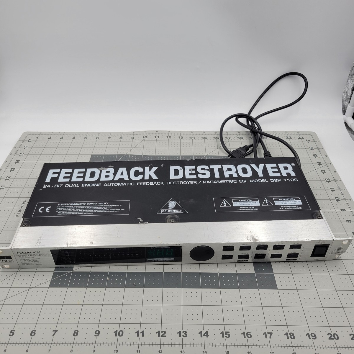 Behringer Feedback Destroyer DSP1100 24 Bit Dual Engine Parametric