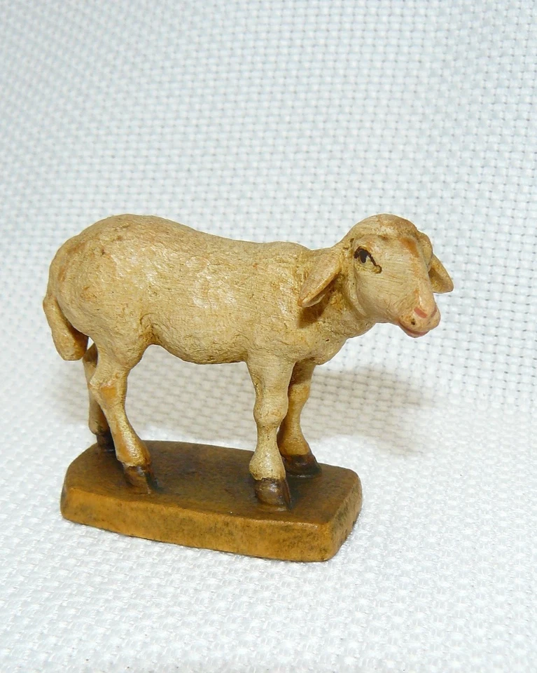 alte Holzfigur Schaf gemarkt Aufkleber Krippenfigur geschnizt - Bild 1 von 4
