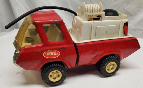 Vintage, 70's -USA Tonka Fire Pumper Water Truck,Red, Black Hose, Pressed Steel - Picture 2 of 14