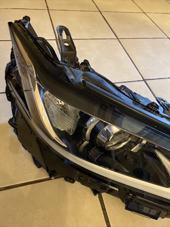 LEXUS ES350 ES300H FARO DELANTERO DERECHO LADO PASAJERO LUZ LÁMPARA OEM 2019-21 Foto 3 de 4