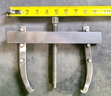 Mac Tools 9-wide Large Gear And Pulley Puller 2-adjustable Reversable Jaws