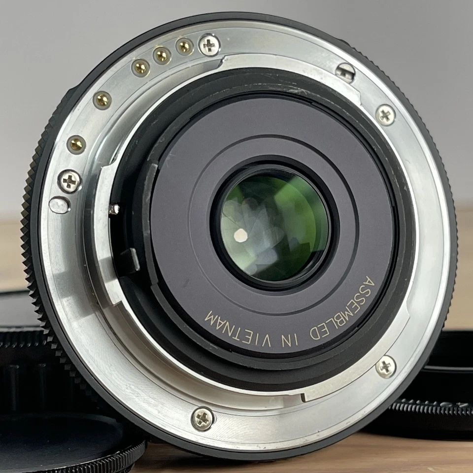 [AS IS] Pentax DA 40mm f2.8 Limited Lens Japan G - Image 2 of 4