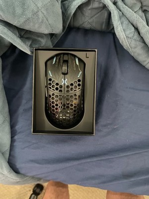 Finalmouse Ultralight X Phantom Tiger Ice dot skates