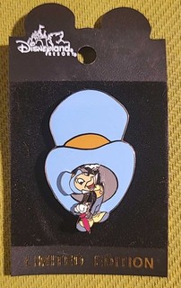 Disney Jiminy Cricket Big Hat Series LE 1500 Disneyland Resort Pin 2002