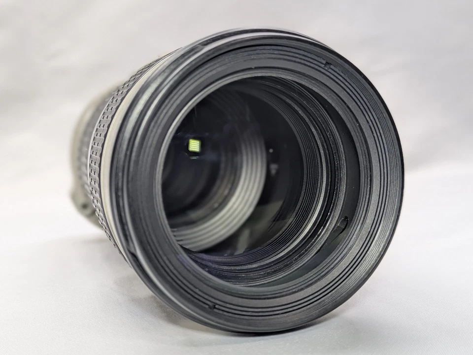 [ESTADO PERFEITO] Lente Canon EF 70-200mm f/4 L USM zoom telefoto AF do Japão - Imagem 3 de 4