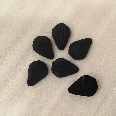 AL636 24.6x18.2mm black ridged glass pear cabochons, unfoiled (8)