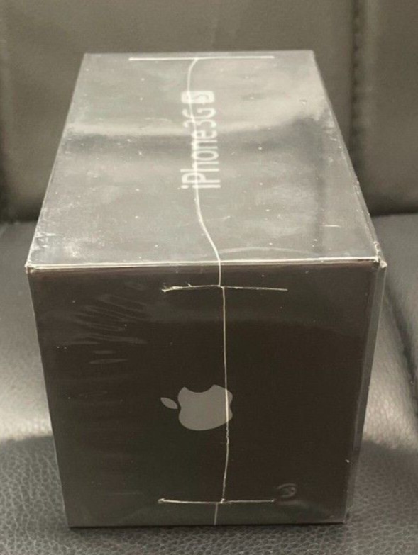 APPLE IPHONE 3Gs - BLACK 8 GB FACTORY SEALED! INVESTMENT! UNLOCKED