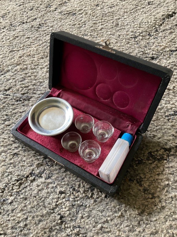 Vintage last rites house call communion set orignal box