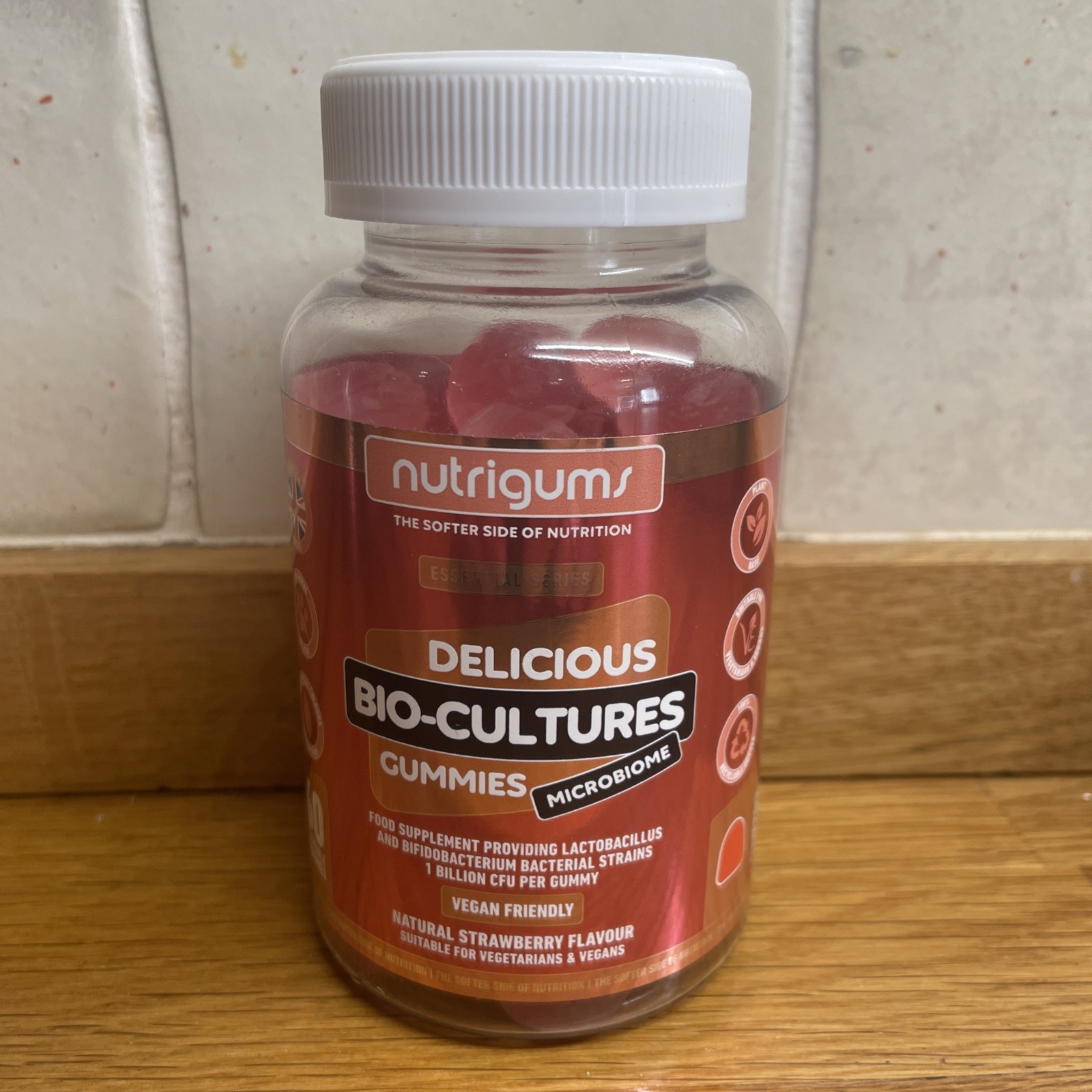 Nutrigums Bio-Cultures Microbiome 60 Gummies Strawberry Flavour BBE 03/28