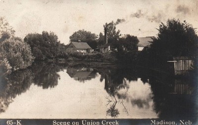 HOUSES Along UNION CREEK In MADISON, NE On Vintage 1909 REAL PHOTO Postcard
