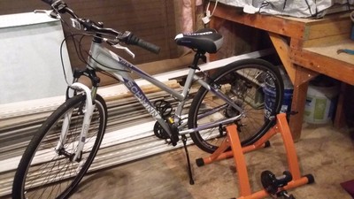 schwinn women's gtx 3 hybrid bike