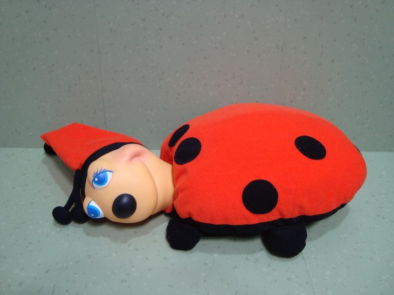 Vintage 1991 Creata International Love Light Pillow Item No. 1891  Lady Bug