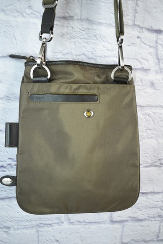 Cartera/bolso cruzado Mosey Life by Baggallini Caster (verde) - NUEVO - Imagen 8 de 8