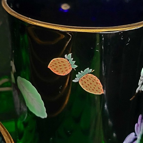 Vtg Chinoiserie Amethyst Hand Painted Black Glass Lot Of 5 Cups Saucers GoldTrim - Picture 4 of 12