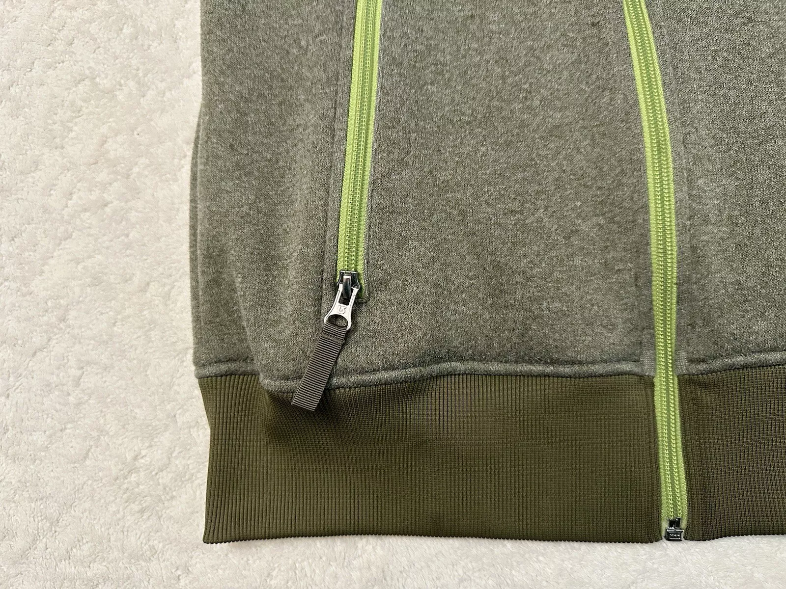 burton 2000s y2k dry ride snowboard ski tech vest barely worn hoodie