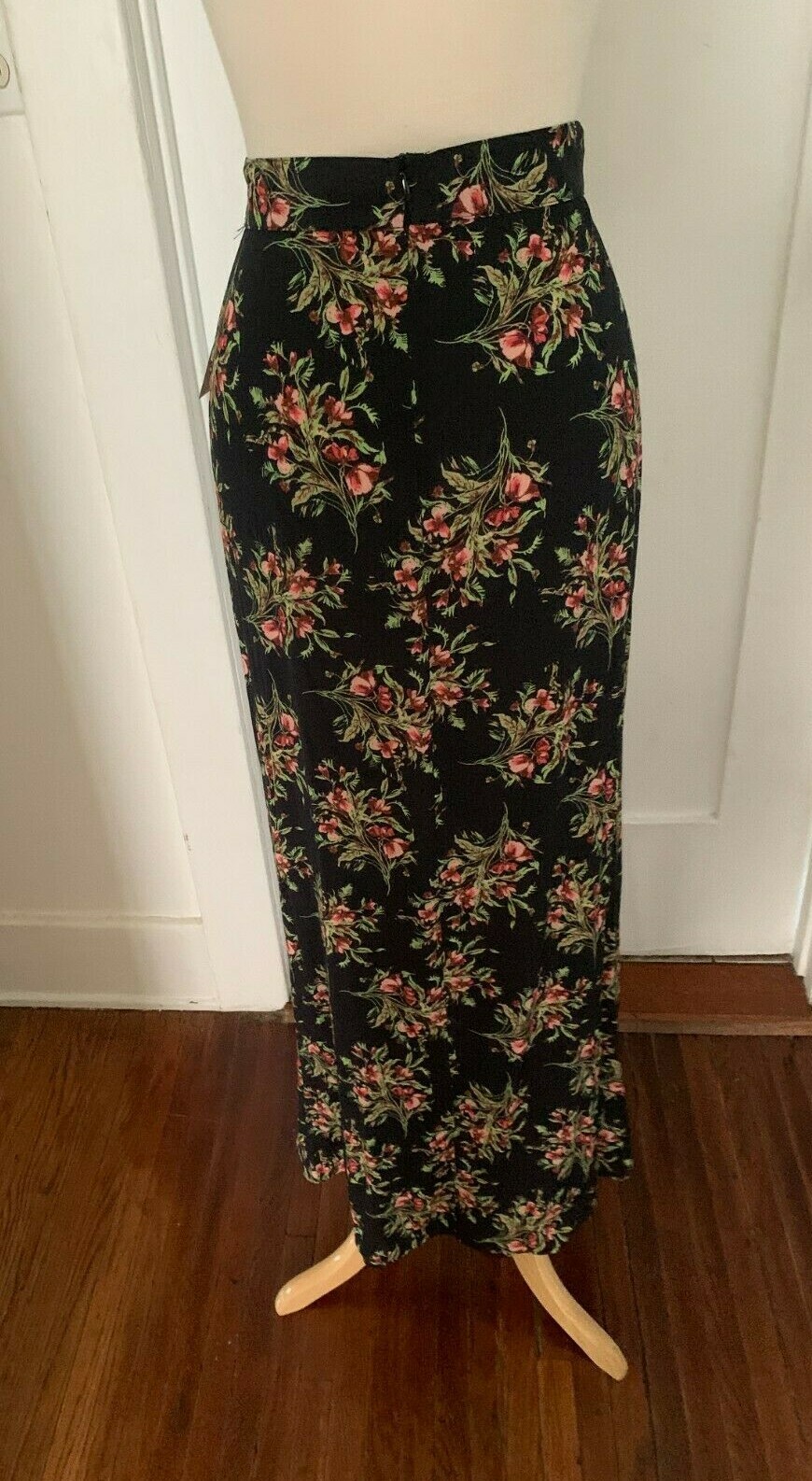 Picture 4 of 4