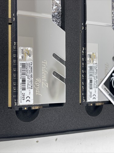 G Skill Trident Royal Z Series F4-3600C18D-32GTRS 32GB (16GBX2) SILVER - Picture 4 of 4