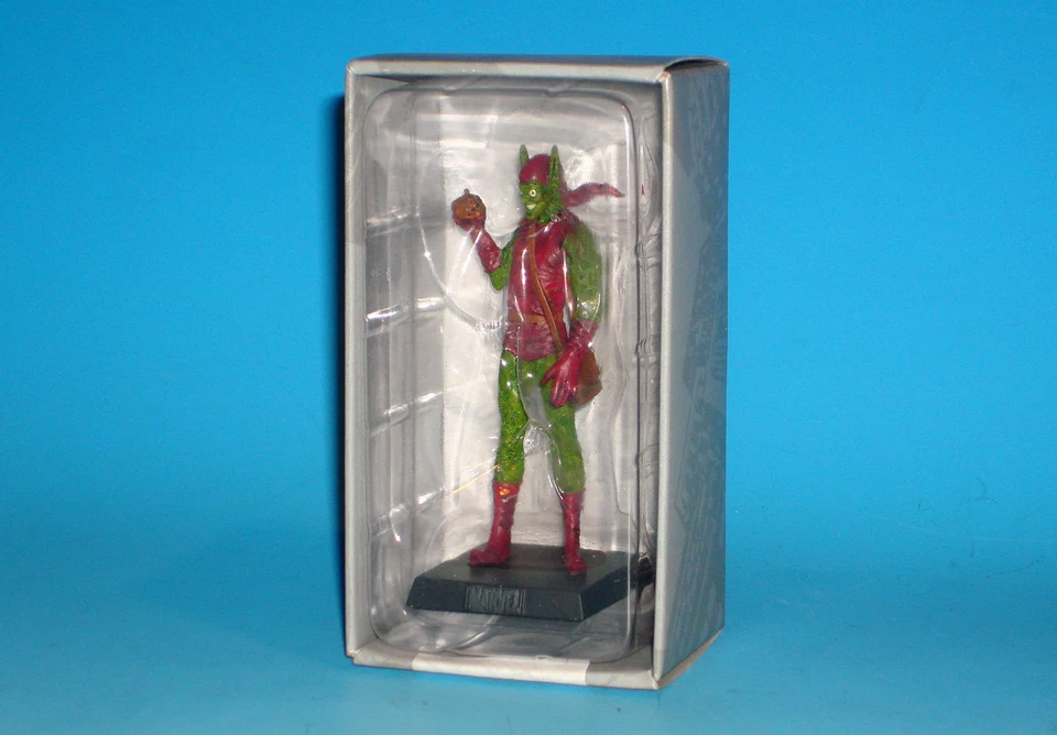 Green Goblin Statue Marvel Classic Collection Die-Cast Figurine Spider-Man New - Image 2 of 4