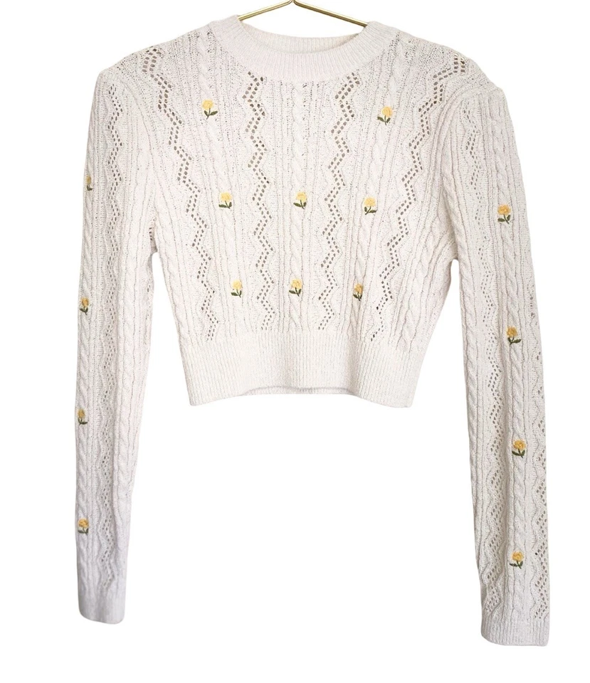 Suéter corto tejido Zara talla M marfil piña fruta cabaña suave niña Foto 2 de 4