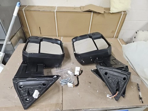 USED Heated For 2022-2024 Toyota Tundra Tow Mirrors Turn Signal BSM Manual Fold