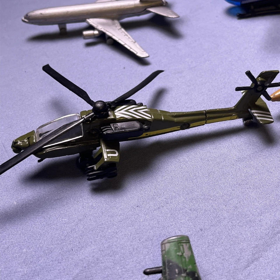 Lote de aviones militares diecast vintage caja de cerillas + más - 17 aviones de juguete surtidos Foto 4 de 4