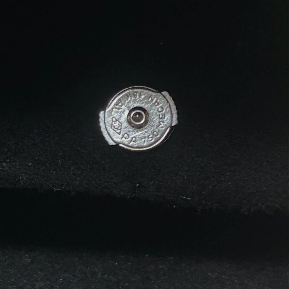 Orecchini XS Diamant Legende in oro bianco con scatola CARTIER 1P per orecchi... - Immagine 3 di 4