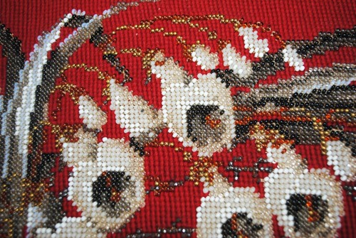 ANTIQUE HAND BEADED OVAL PANEL, WHITE LILIES OF THE VALLEY, 1870s - Picture 8 of 10