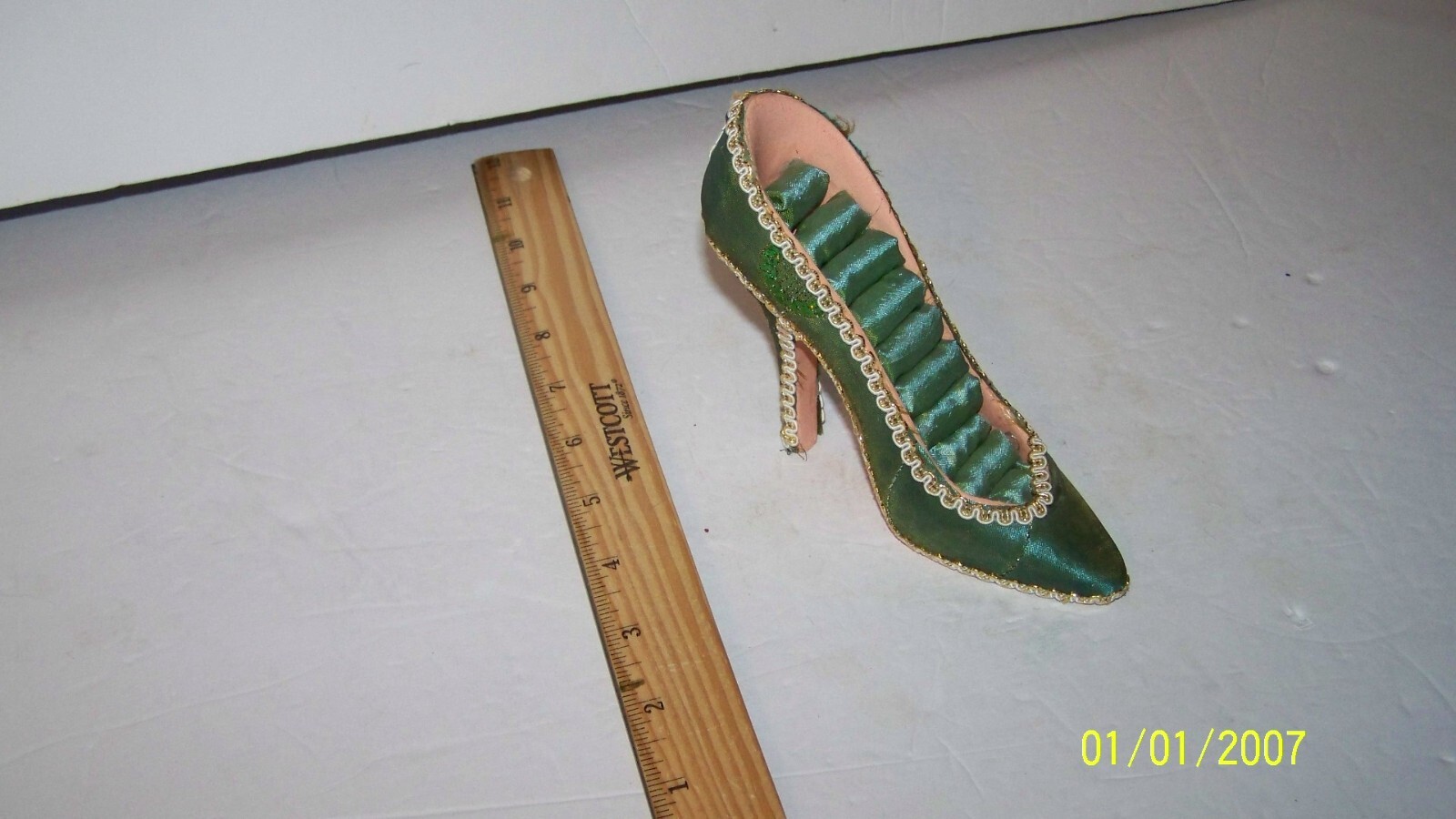Picture 1 of 4