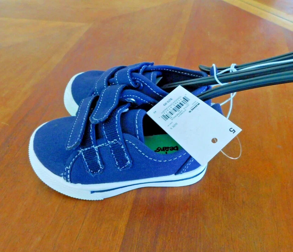 Zapatillas deportivas de lona azul con correas dobles niño talla 5 nuevas con etiquetas Foto 2 de 4