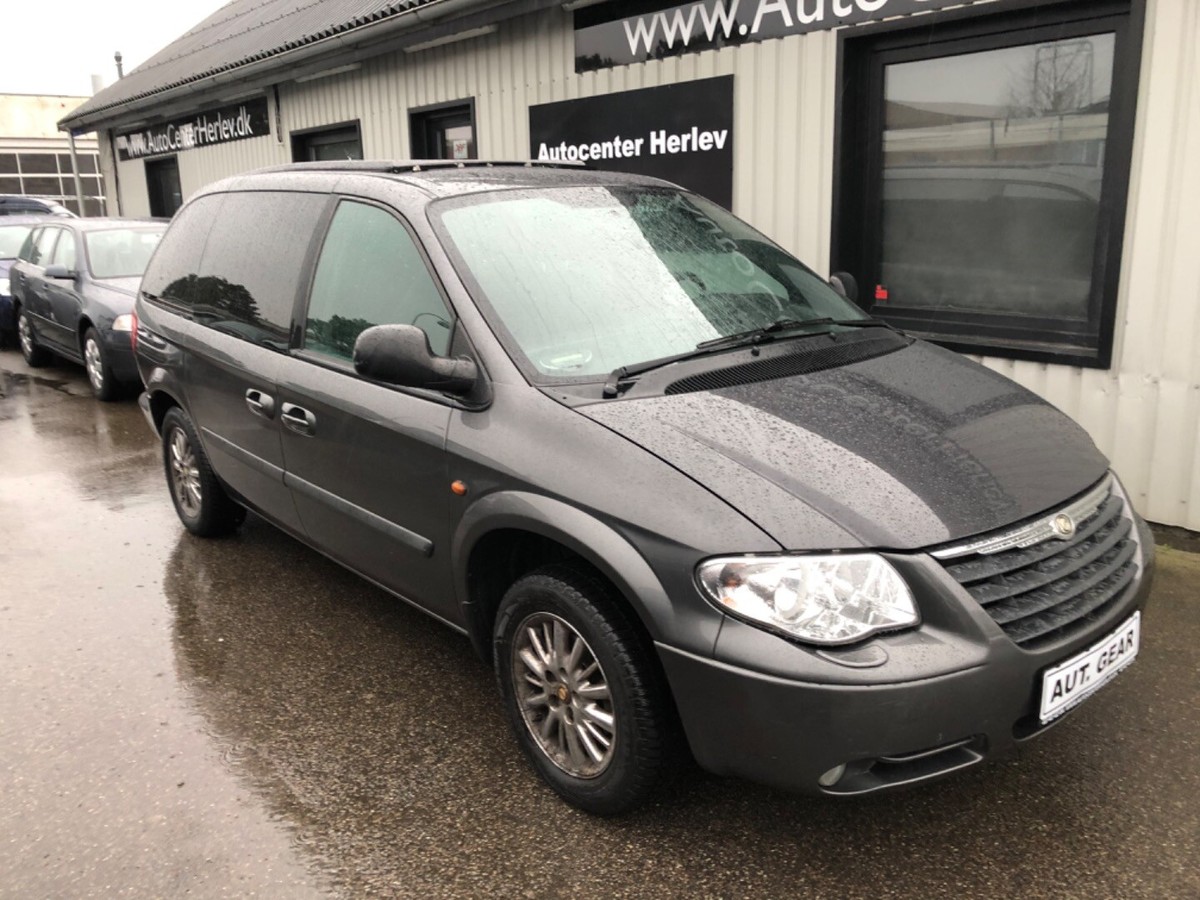 Chrysler voyager 2 поколения
