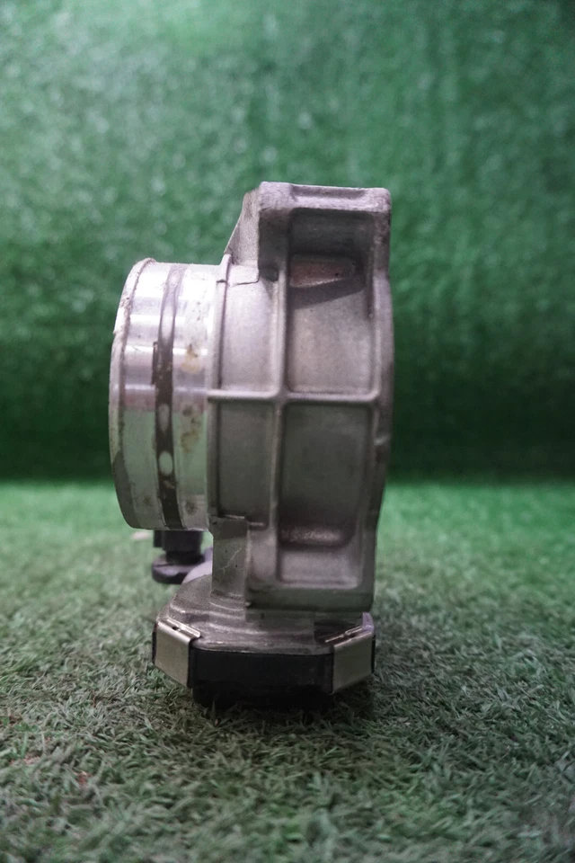 Chevrolet Traverse 2018 3,6 L carrocería del acelerador OEM 12670981AA Foto 2 de 4