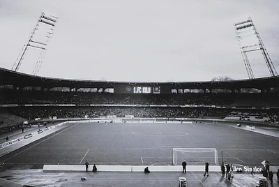 MARKENLOS Retro Blechschild MÜNGERSDORFER STADION 1993 KÖLN COLOGNE 30 x 20 cm (4289)
