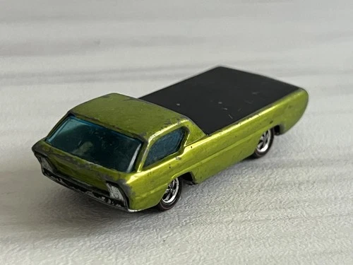 Hot Wheels 1968 Redline Deora HK