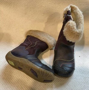 clarks girls brown boots