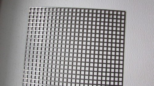 3/8" SQUARE HOLE PERFORATED CARBON STEEL METAL 16 GA.- ----12" X 12" - Picture 5 of 14