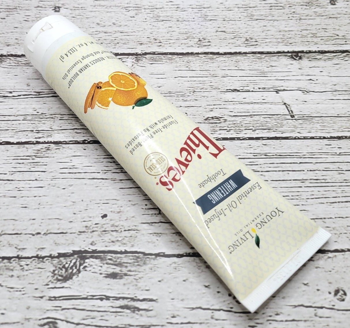 Young Living THIEVES Essential Oil Infused WHITENING Toothpaste 4oz  *SEALED*