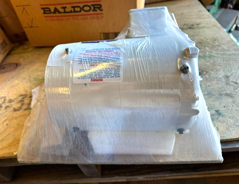 Baldor VWDM3538 1/2 .5HP 1740RPM 56C 3PH 208-230/460V Washdown Duty TENV Motor - Image 3 of 4