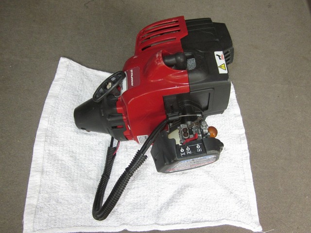 2015 Murray M2500 String Trimmer /Weed Wacker Engine Assembly 2 cycle