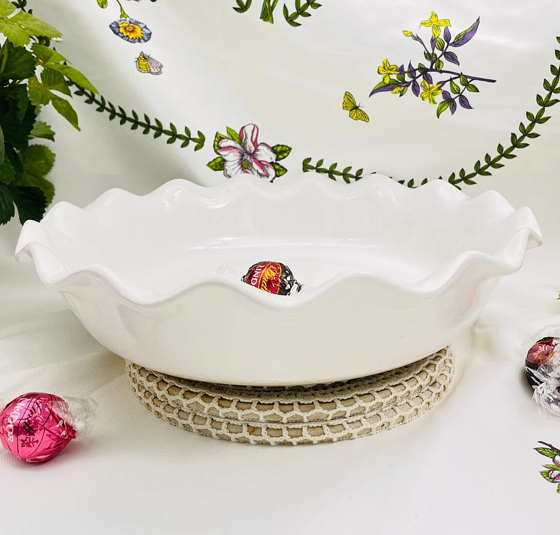 Emile Henry French Pie Quiche Dish Bake Oven 10 Inch White Vintage Ruffle Edge
Opens in a new window