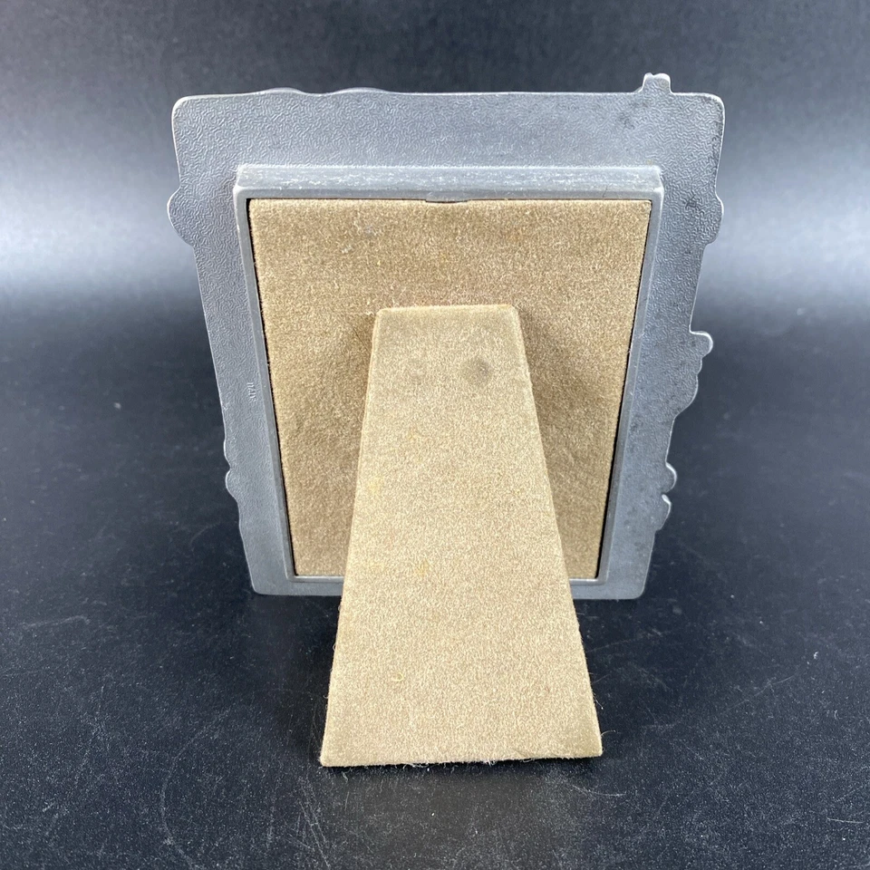 Marco de fotos Reed & Barton plateado de picapiedra 3,5”x4,5” de colección Foto 3 de 4