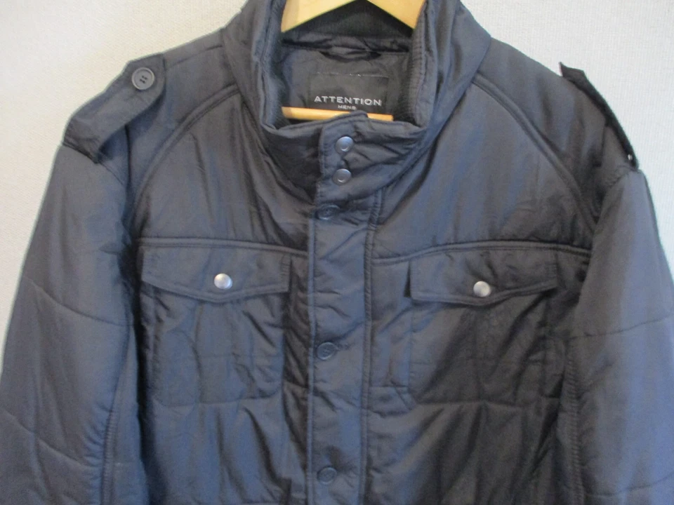 Abrigo Negro Estilo Militar Marca ATENCIÓN Talla XL NUEVO CON ETIQUETAS Foto 3 de 4