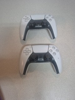 2 Sony DualSense Wireless Controller White
