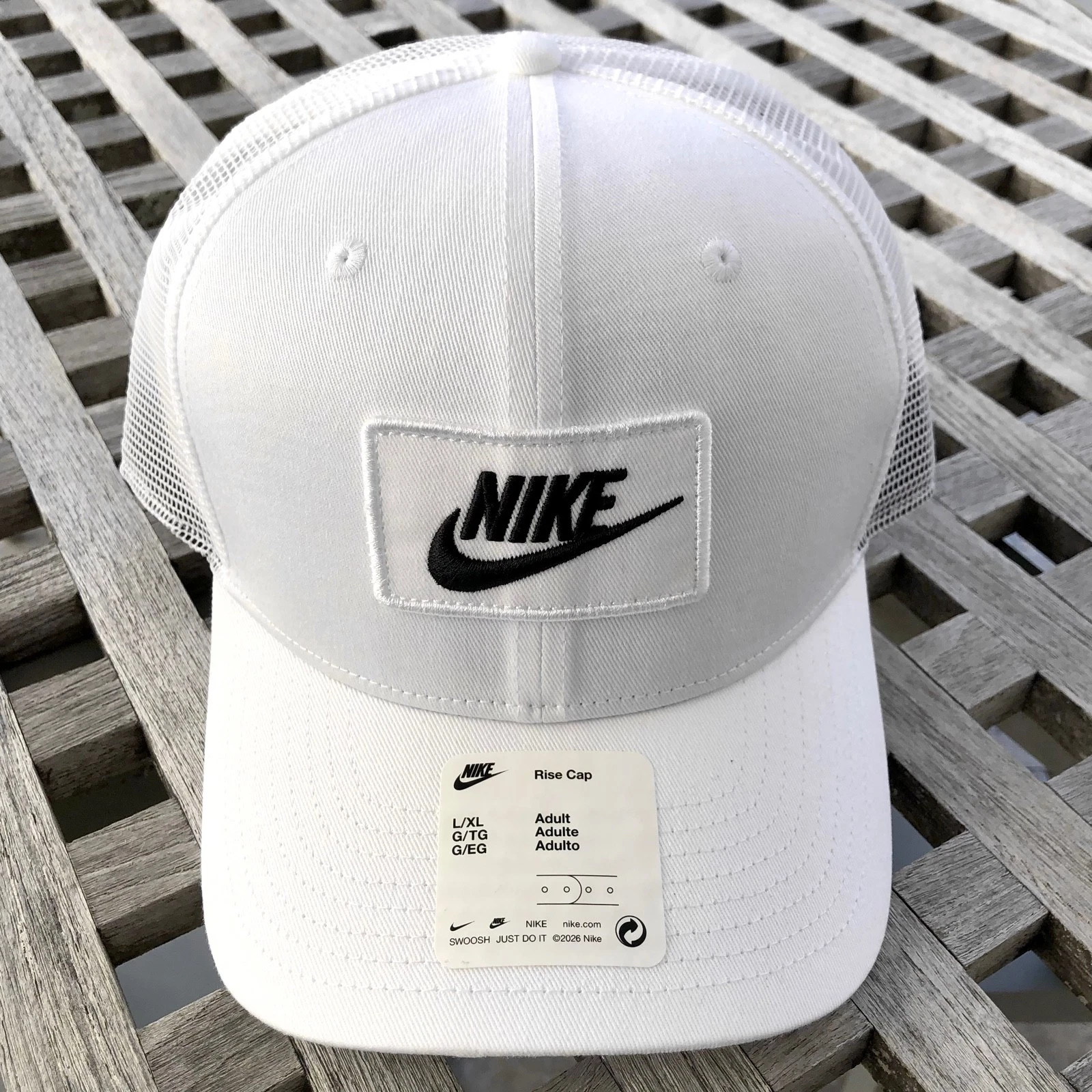 Nike Futura Swoosh Box Logo Rise Cap Mesh Back Trucker Snapback Cap Hat L / XL
Opens in a new window