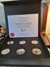 Queen Elizabeth 11 Centenery £5 Coin Collection. 6 Coins In Presentation Box COA