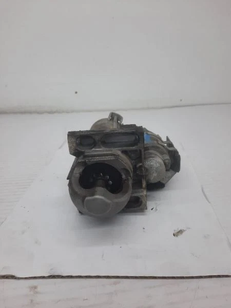 GMC Yukon 2009-2017 motor de arranque 5,3 L 134 k OEM Foto 4 de 4